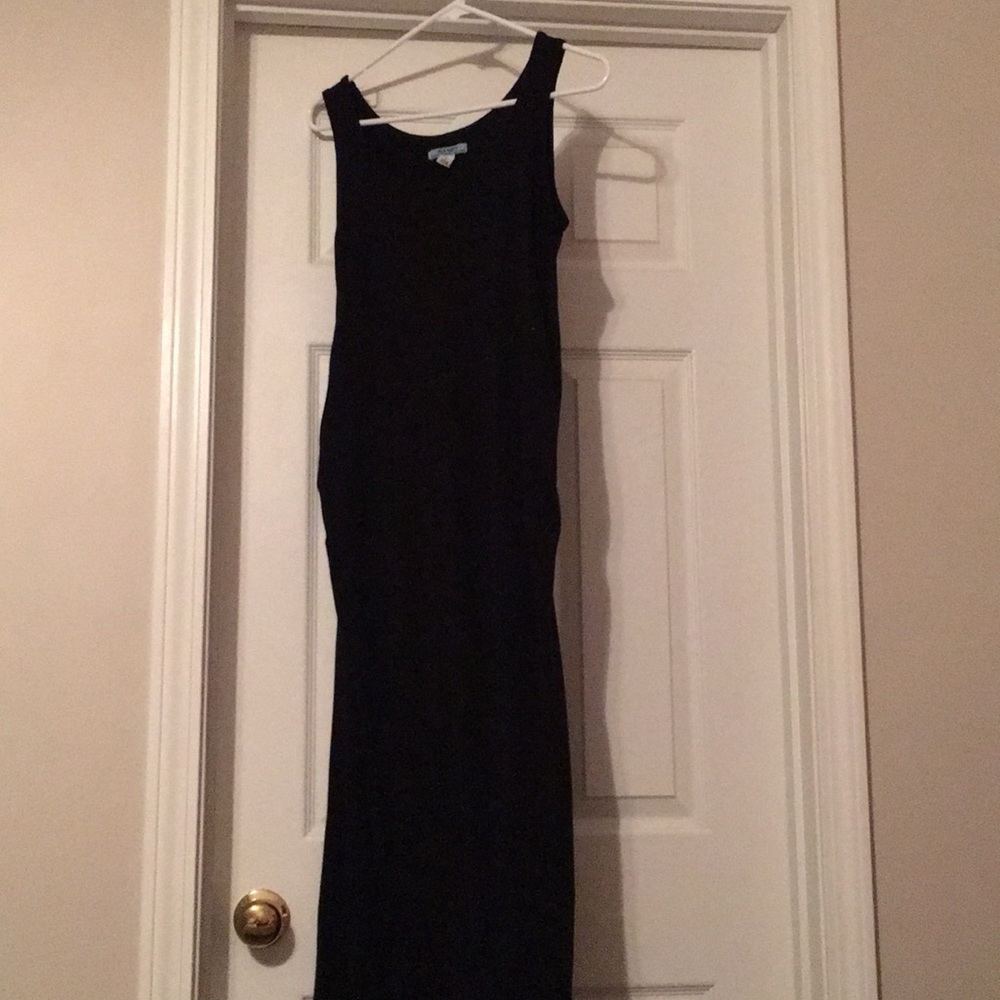 Old navy maternity dress size S
